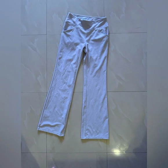 IUGA Wide Leg Yoga Pants Size: Medium pockets polyester spandex - Picture 12 of 13